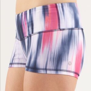 RARE FIND 🦄 LULULEMON BOOGIE Short MIRAGE INDIGO